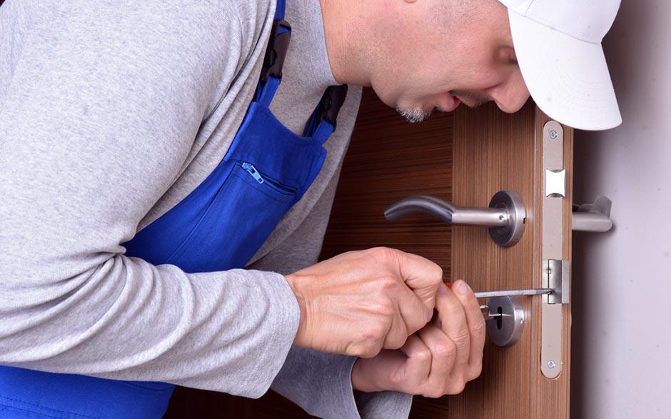 installer serrure Igny